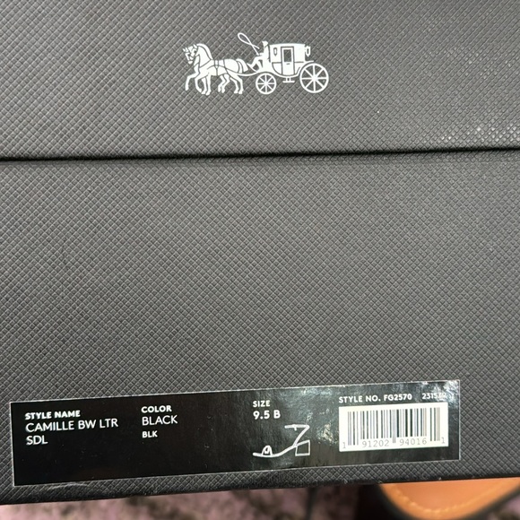 Coach heels - Picture 6 of 6